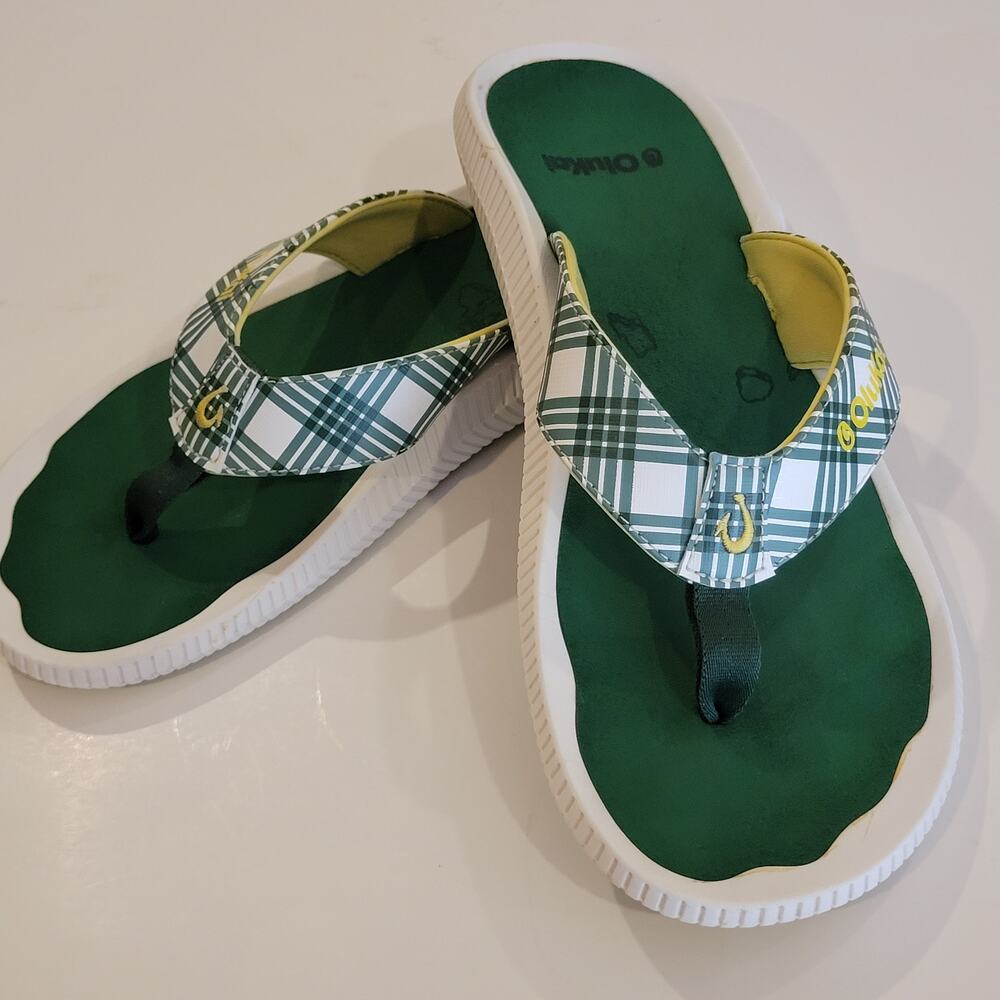 Mens OluKai Ulele Golf sandals green tartan plaid strap New, no tags Size 10